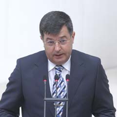 MHP'li vekilin Türklük çelişkisi