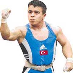 Gül'den Halil Mutlu'ya tebrik