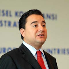 Babacan: ''Anayasa değişikliği geliyor''