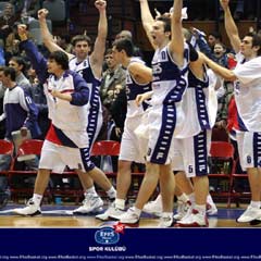 Mersin Büyükşehir Belediyesi - Efes Pilsen: 76 - 78