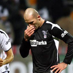 Baki ve Tello maçta yok