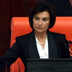 Mumcu'dan Bozdağ'a yanıt