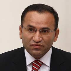 Bozdağ, Mumcu'ya ateş püskürdü