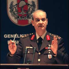 Orgeneral Bağbuğ KKTC'de