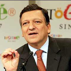 Barroso: Türkiye, AB'yi ikna etmeli