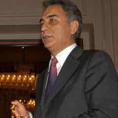 Galatasaray 'teknik adamını' arıyor