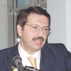 Hisarcıklıoğlu’ndan Özel Sektörün Önünün Açılması Çağrısı