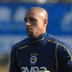 Carlos 1,5 ay sonra kadroya girdi