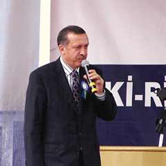Başbakan gurbetçilere seslendi