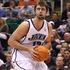 Mehmet Okur yine en skorer