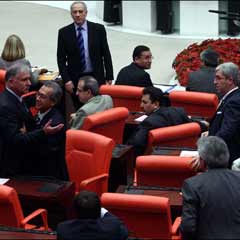 Meclis'te 'terbiyesiz' tartışması