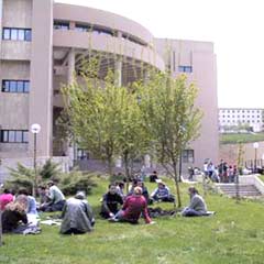 Vakıf üniversitelerine 3 fakülte zorunluluğu