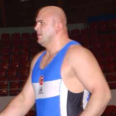 Aydın Polatçı rakibine yenildi