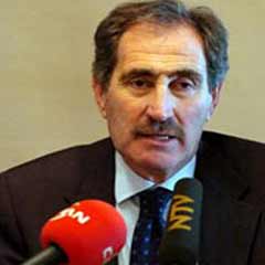 Karmaşa, basın toplantısını iptal ettirdi