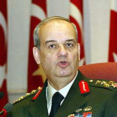 Orgeneral Başbuğ, Hindistan'da