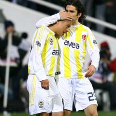 Fener zirveye yerleşiyor