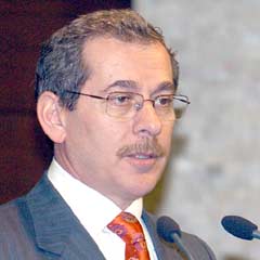 Abdüllatif Şener neye hazırlanıyor?