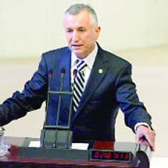 CHP'li Soysal, AK Partili Ocaktan'ın istifasını istedi