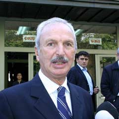 Alemdaroğlu'na Yakalama Kararı