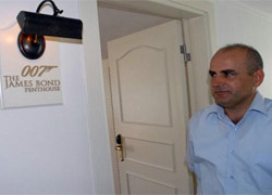 James Bond odası rekor kırıyor