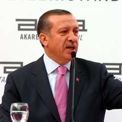 Erdoğan: Bir bildiğin mi vardı Baykal?
