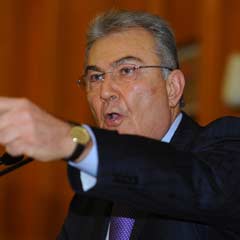 CHP'den Savcı'ya yeni övgüler