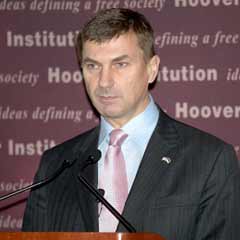 Ansip: Siyasi sorunlar parlamentoda çözülür