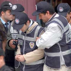 Yayınevi davası 14 Nisan'a ertelendi
