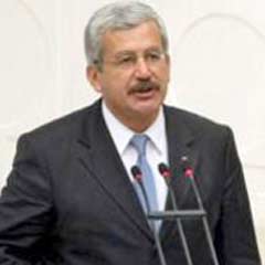 Ufuk Uras'tan 'dava' yorumu