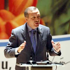 Erdoğan: Bu ülkenin ahengini bozamayacaklar