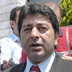 Galatasaray yönetiminde yaprak dökümü