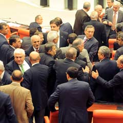 TBMM'de gerginlik