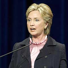 Hillary ipten döndü