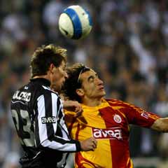 Zirveye Kartal pençesi