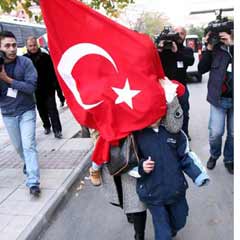 Harekata protestoya, vatandaş engeli
