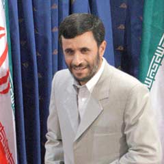Ahmedinejad'dan Irak'a sürpriz