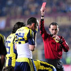 Fenerbahçe ateş püskürdü