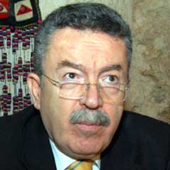 YÖK Başkanı'na 'görevsizlik'