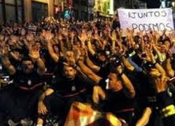 İspanya'da şimdi de işsizler sokaklarda