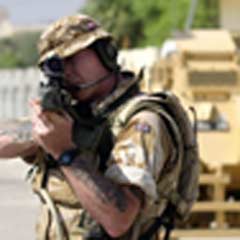Basra'da silah sesleri
