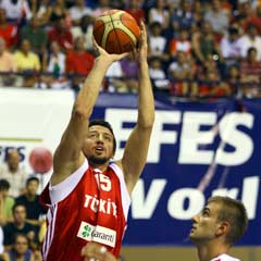 Hidayet'ten 12 sayı