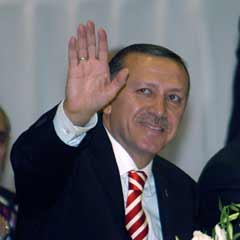 'Marifet iltifata tabidir'