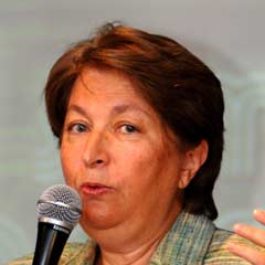 Rektör baskılara dayanamadı