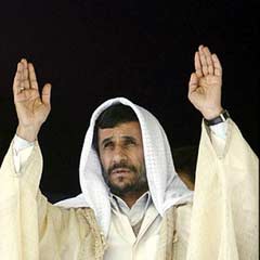 Ahmedinejad: 29 yıldır Batı'ya direniyoruz