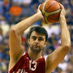 Okur'dan vasat performans