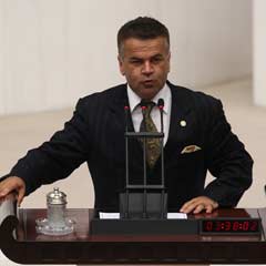 'Kamplaşma ülkeye zarar'