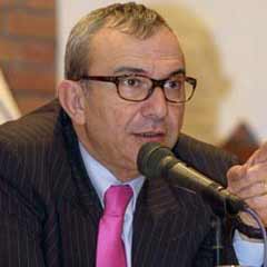 Bermek adaylıktan çekildi