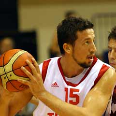 Hidayet yine zirvede