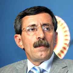 'Başörtüsü lehine oy kullanacağız'