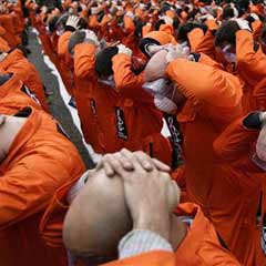 Guantanamo'ya AIDS mi bulaştırıldı?